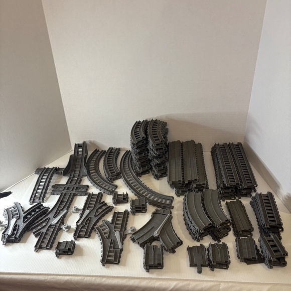 Thomas & Friends Trackmaster Train Track Replacement Parts 105 Pieces Gray - Picture 1 of 11